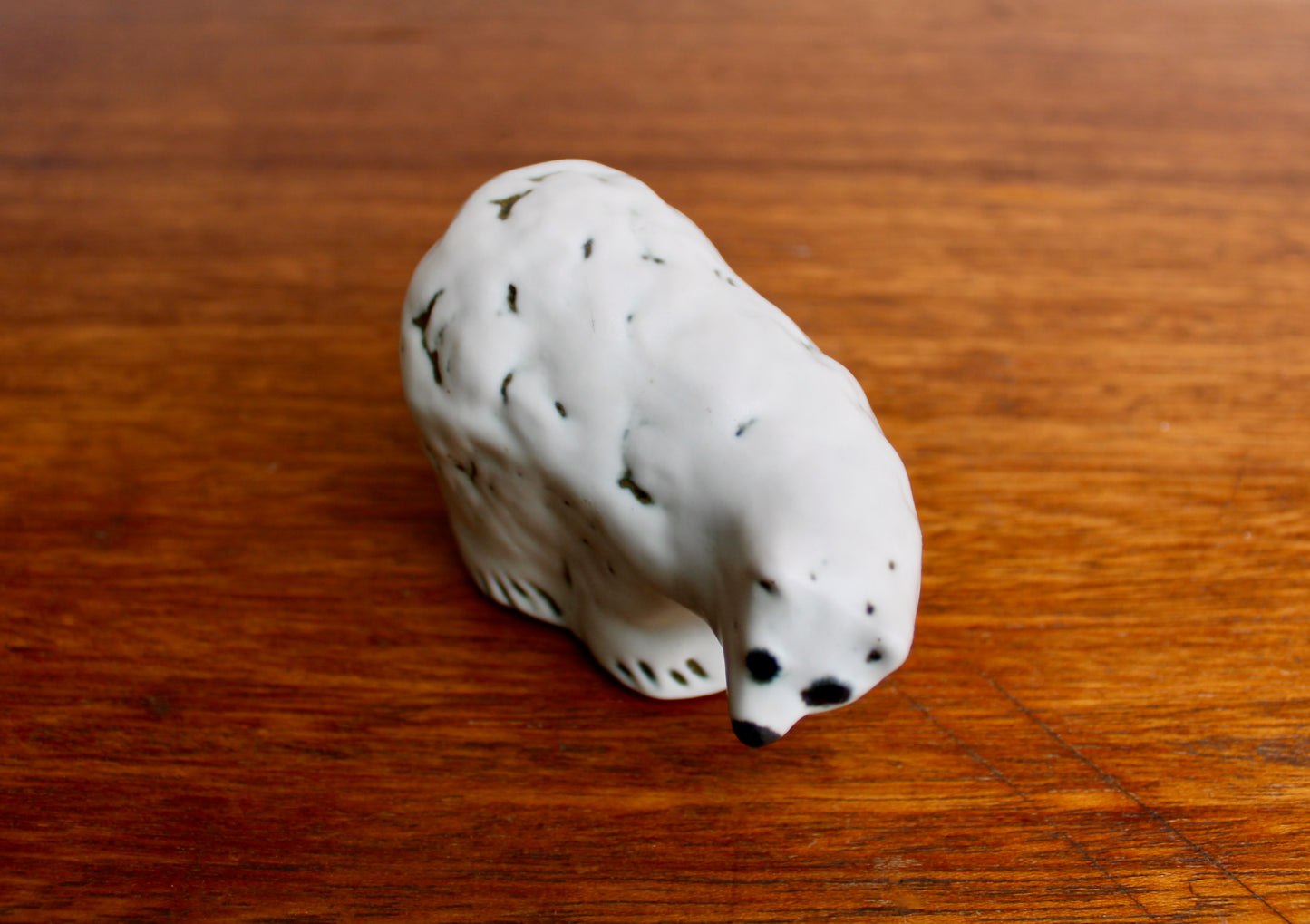 Henrik Allert for Pentik Finland - Soulful Earthenware Polar Bear Figurine, Crafted in Finland, 20th Century Scandinavian Design