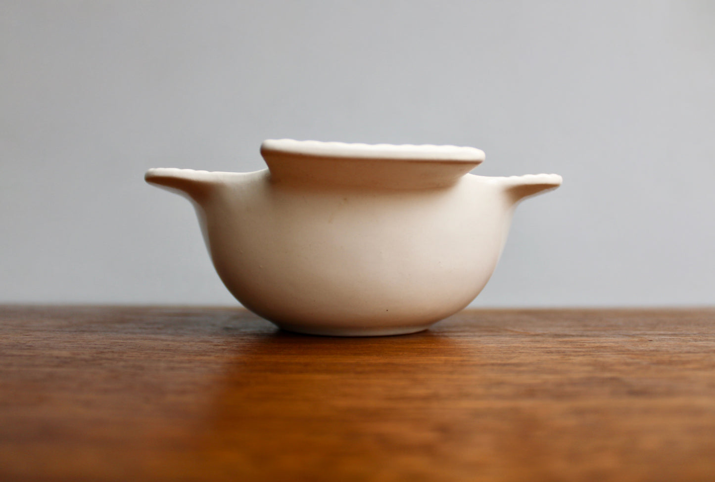 1970s Otagiri Fish Ashtray in Modern White Porcelain - Shōwa Period Japan
