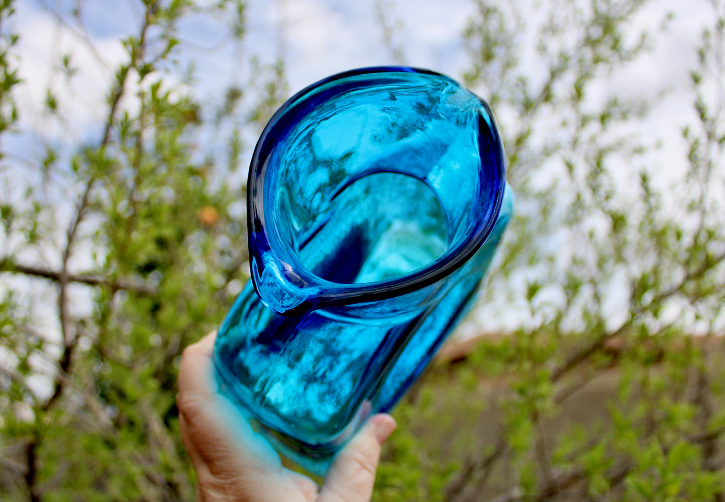 Blenko 384 Water Bottle Form in Turquoise Signed by Richard Blenko 2003, West Virginian Glass Company