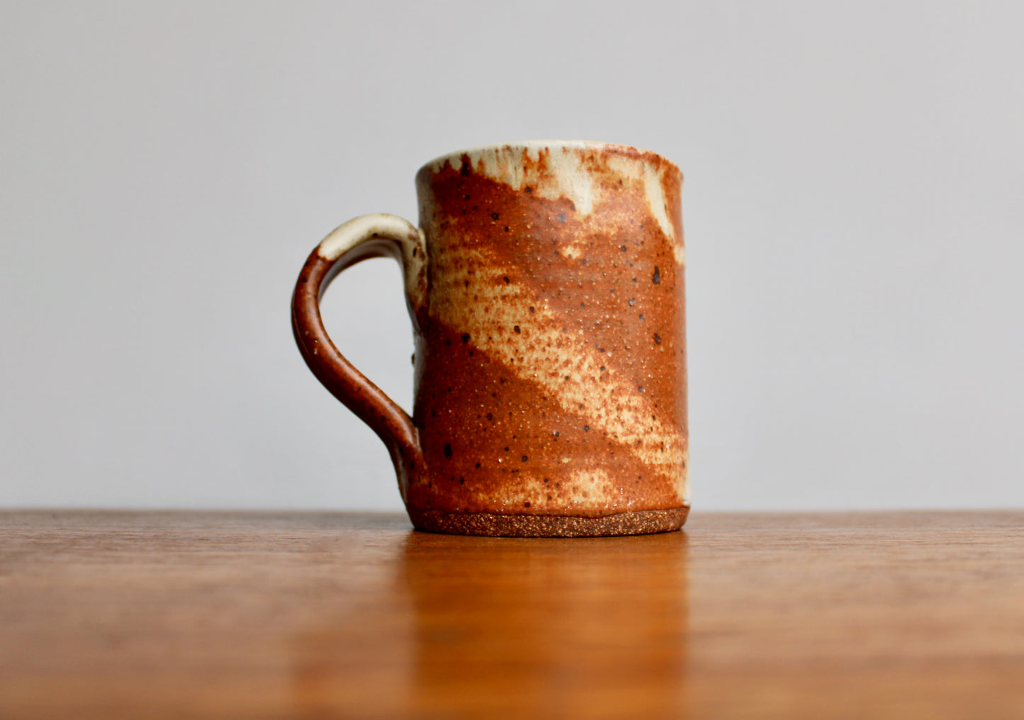 Classic Shino Glaze Stoneware Mug w/ a 11oz Capacity Handcrafted Vtg Studio Pottery Mug