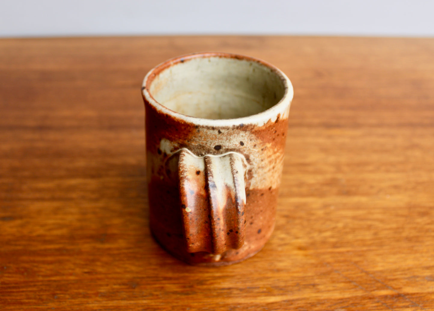 Classic Shino Glaze Stoneware Mug w/ a 11oz Capacity Handcrafted Vtg Studio Pottery Mug