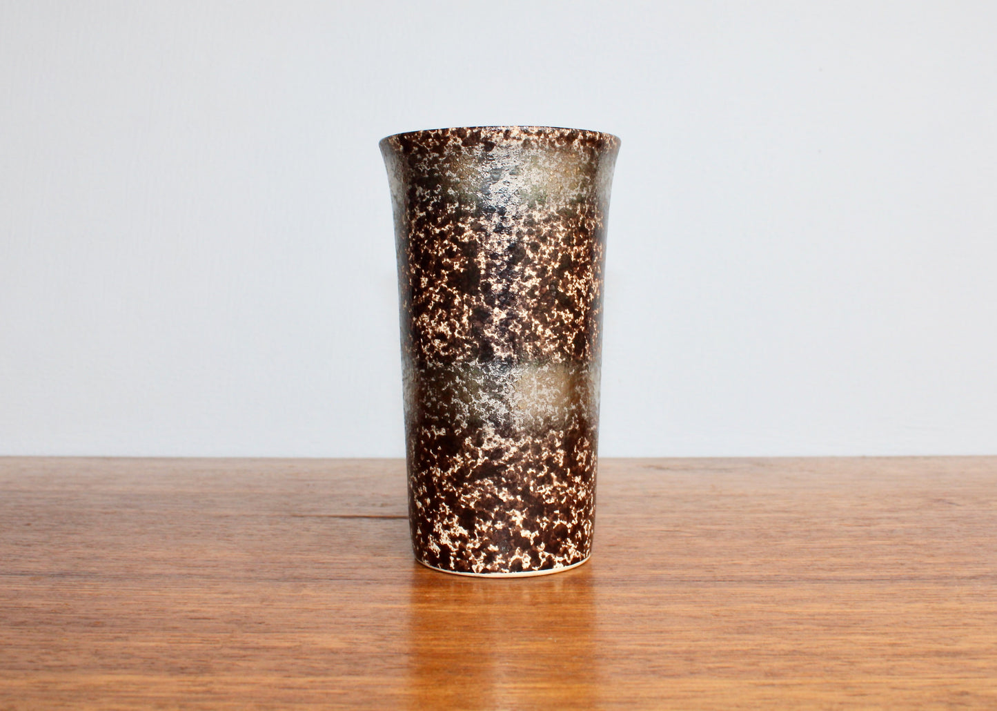 Japanese Arita-ware Porcelain 6oz Shōchū Cup, Arita-yaki Ware Beer Textured Armor Cup by Arita Kilns Japan
