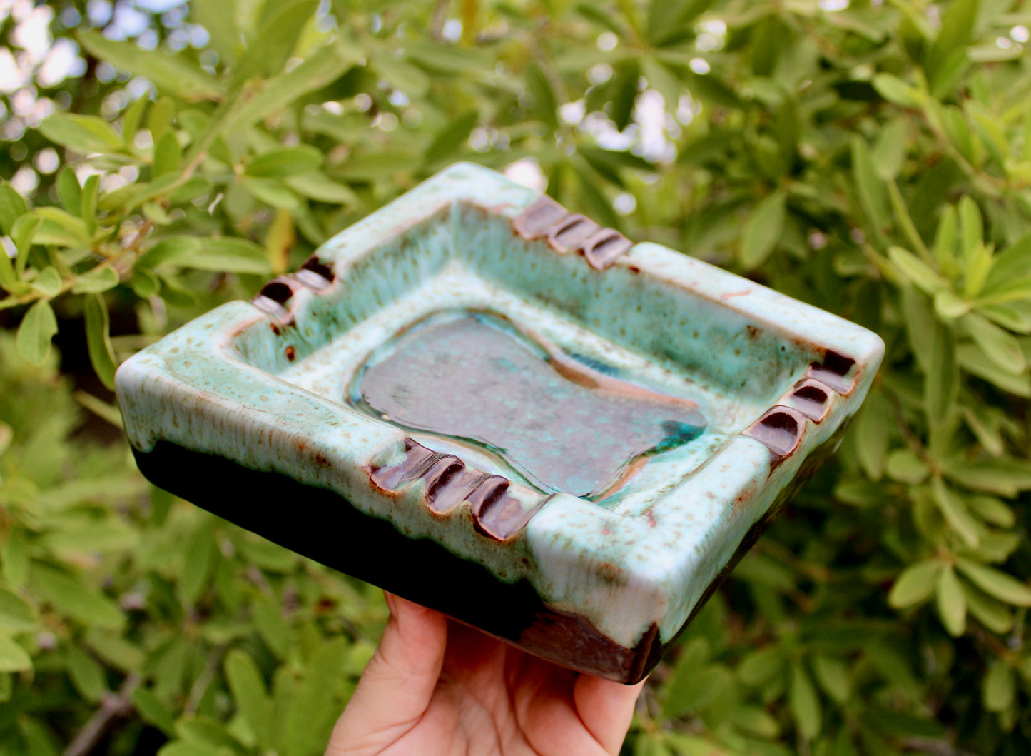 MCM California Pottery Atomic Ashtray in MCM Evangeline Style Drip-glaze - Gorgeous Geometric Shape - Rich Fat-Lava Glaze & Aqua Glass-Frit Interior Base