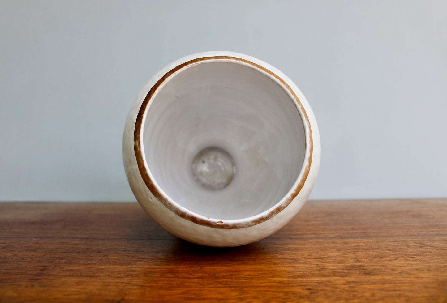 Bitossi Gold on White Large Balloon-Shaped Ceramic Form - Vintage Modern Mid 20th Century Italy