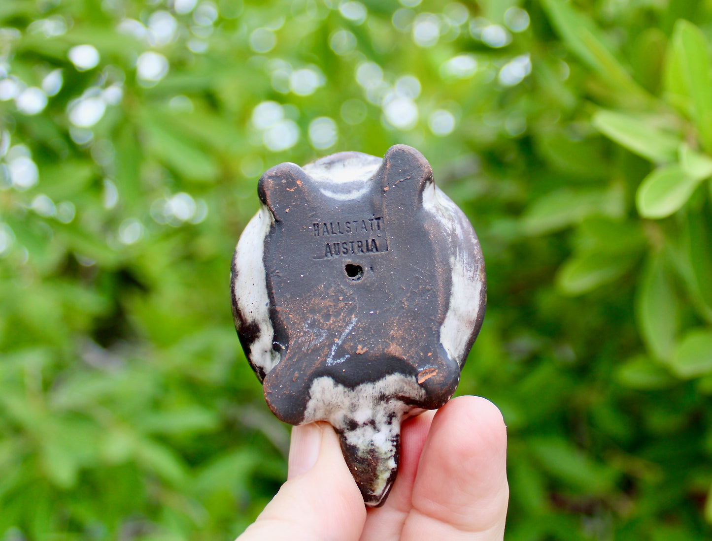 Gudrun Baudisch-Wittke Small Turtle Figurine - Gorgeous Tortoise for Hallstatt Keramik, Crafted in 20th Century Austria