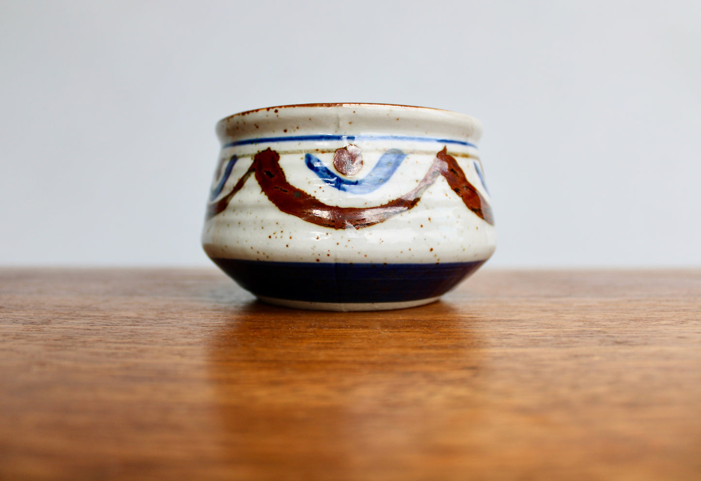 c1970s Takahashi Studio Pottery Side Handled Soup Bowl, Large 450ml Capacity, Sold Originally at Grumps Department Stores