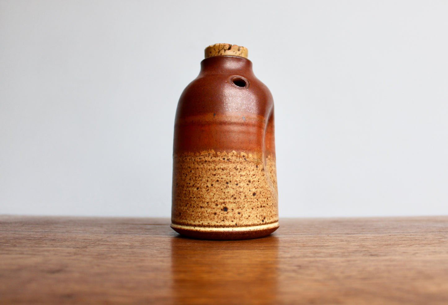 Lovely Vtg Ellen Currans Pottery w/ Vellum Shaner-Red Glaze - Highly Speckled Ombre Effect - Rich Iron Oxide Glaze, Handcrafted PNW Studio Pottery