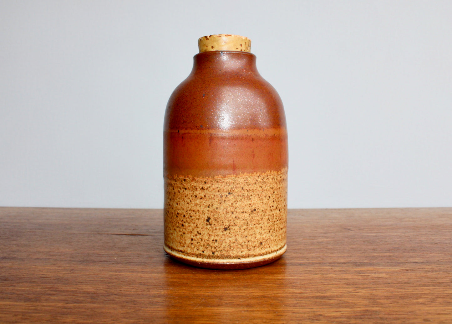 Lovely Vtg Ellen Currans Pottery w/ Vellum Shaner-Red Glaze - Highly Speckled Ombre Effect - Rich Iron Oxide Glaze, Handcrafted PNW Studio Pottery