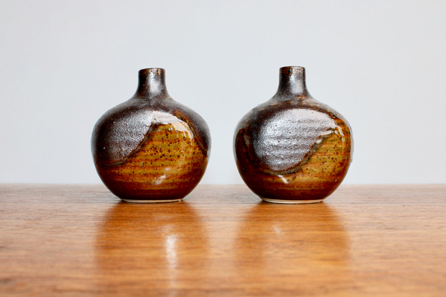 2 Otagiri OMC Tenmoku Weed Pots w/ Metallic Textured Glaze, Vintage Pair of Japan Giftware Small Vases from Shōwa Period Japan