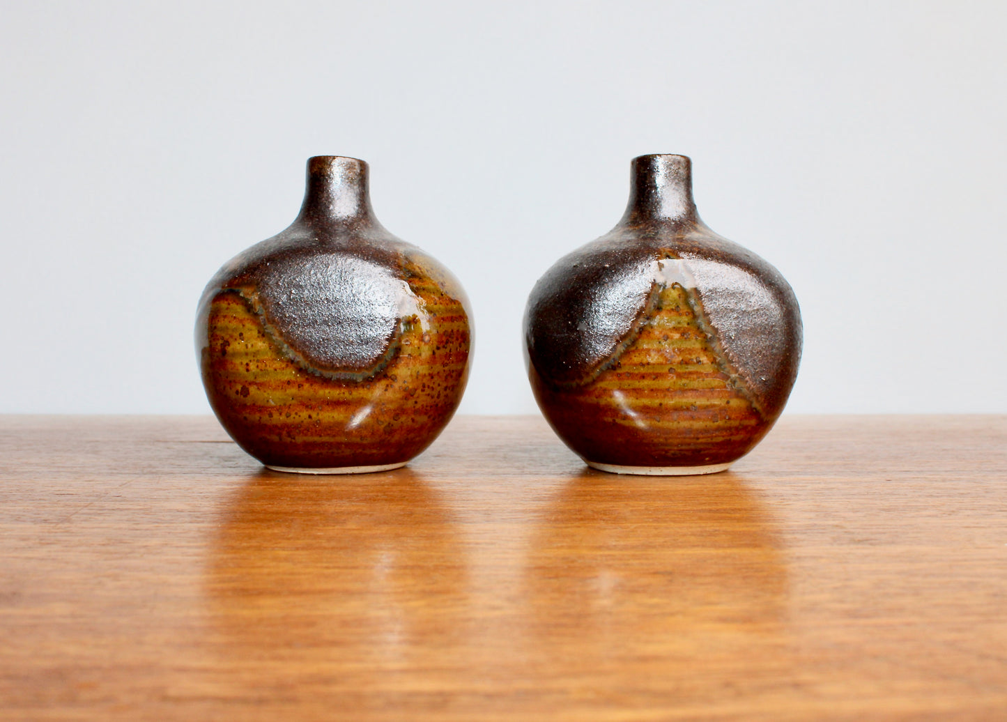 2 Otagiri OMC Tenmoku Weed Pots w/ Metallic Textured Glaze, Vintage Pair of Japan Giftware Small Vases from Shōwa Period Japan