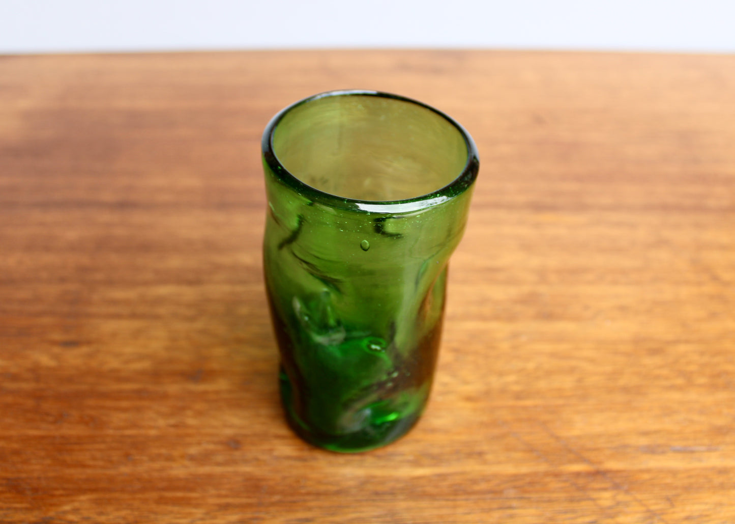 Blenko-Type 418S Clover Green Dimpled Tumbler, 5" Handcrafted Pinched Glass, 20th Century Mouth Blown Glass Tumbler