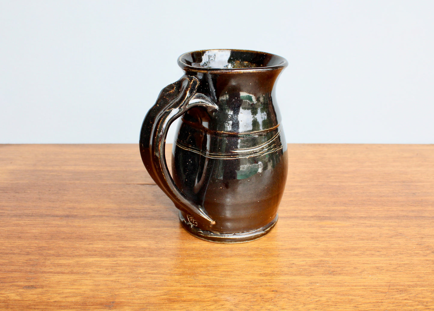 Large 25 oz Tenmoku Glazed Stoneware Tankard Mug, Glossy Iridescent Nearly Black Tenmoku Glazed Beer Mug, Handcrafted Studio Pottery