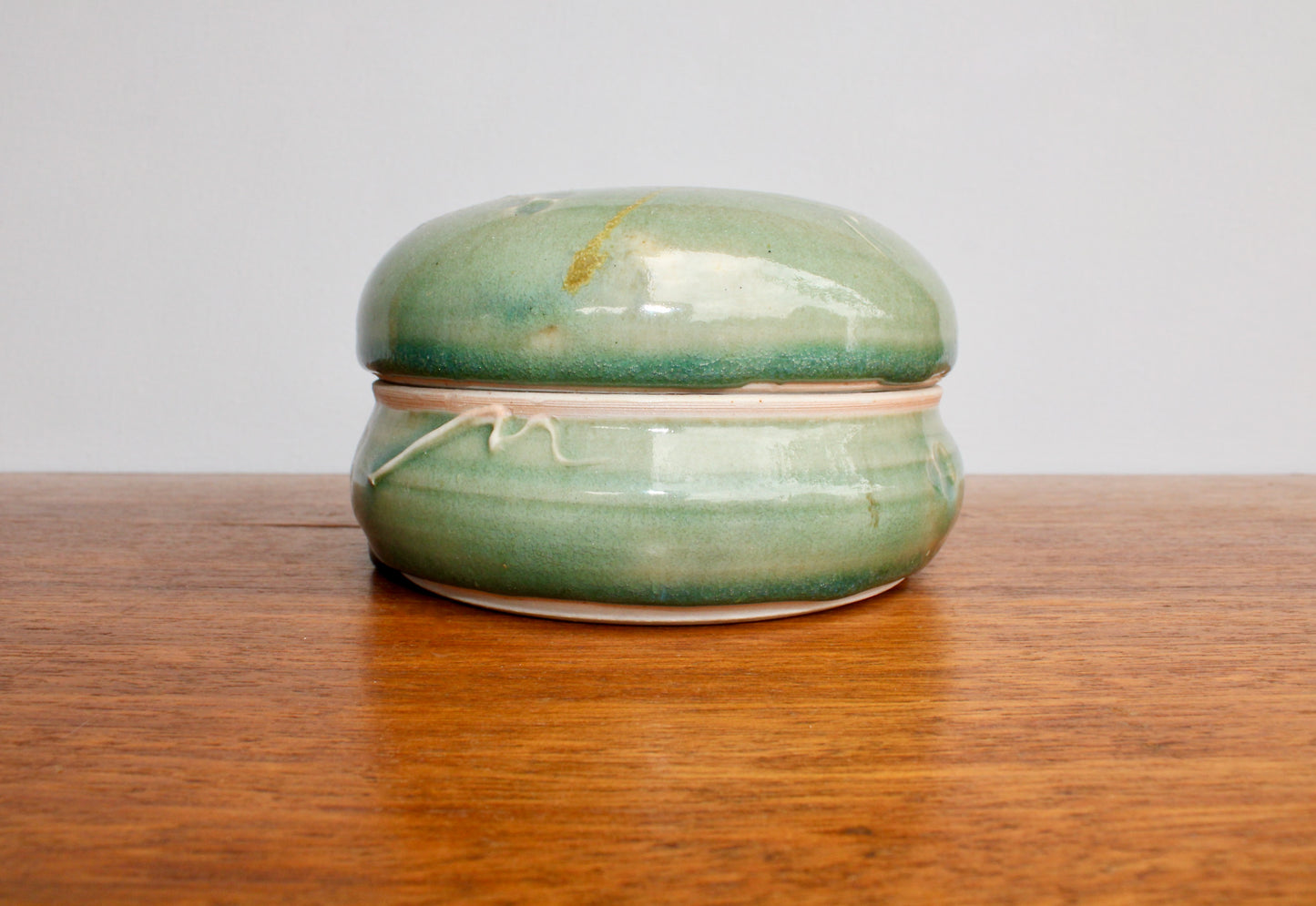 Scott Frankenberger Porcelain Celadon Box, Vtg Glossy Dimensional Glaze w/ Trapped Gold & Raised Decoration - Fine Studio Pottery, Signed & Sigil by Master Potter - 100%  Handcrafted