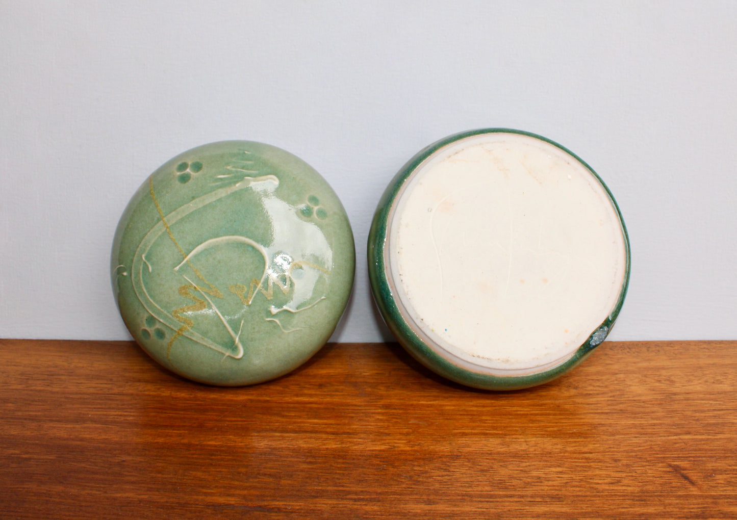 Scott Frankenberger Porcelain Celadon Box, Vtg Glossy Dimensional Glaze w/ Trapped Gold & Raised Decoration - Fine Studio Pottery, Signed & Sigil by Master Potter - 100%  Handcrafted