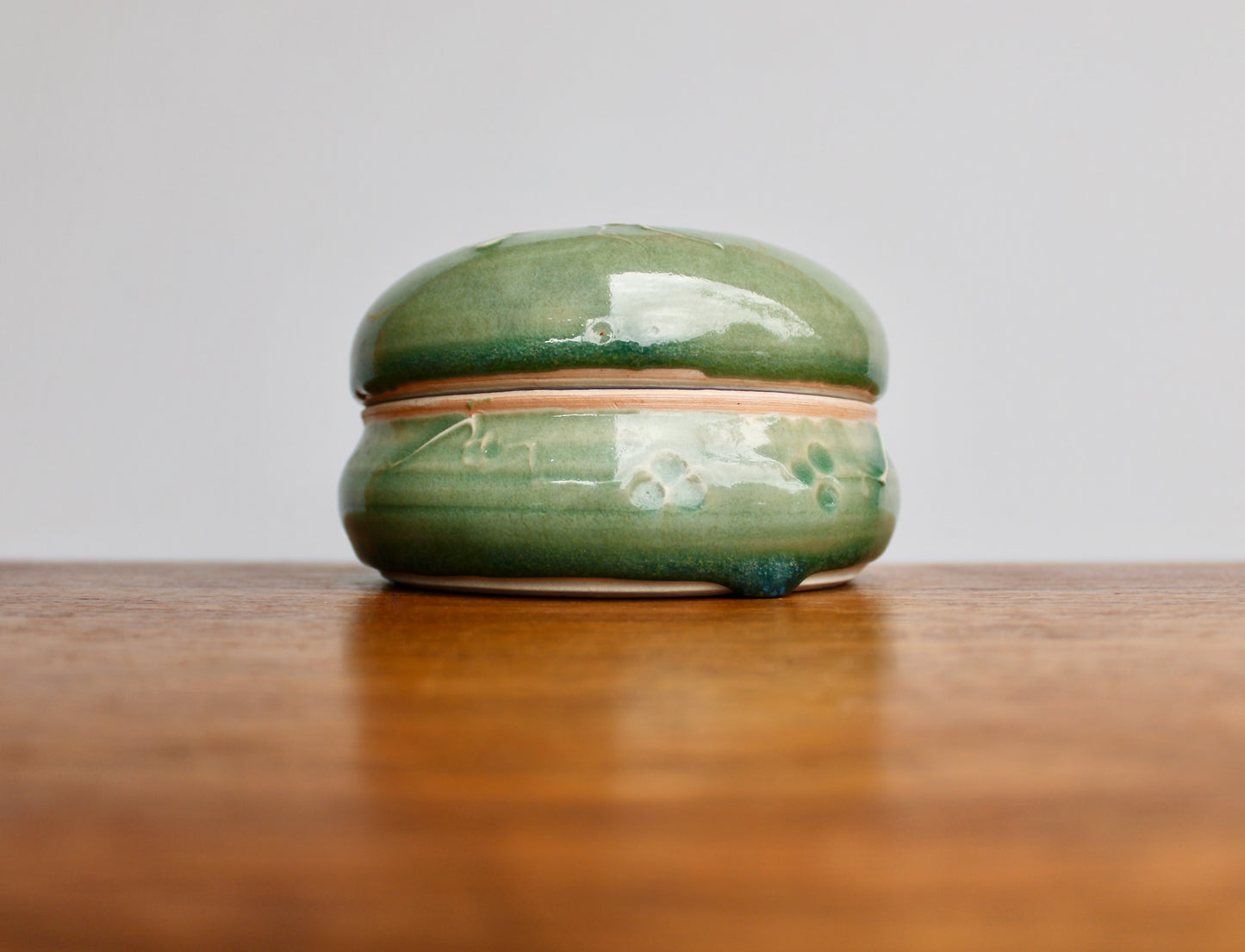 Scott Frankenberger Porcelain Celadon Box, Vtg Glossy Dimensional Glaze w/ Trapped Gold & Raised Decoration - Fine Studio Pottery, Signed & Sigil by Master Potter - 100%  Handcrafted