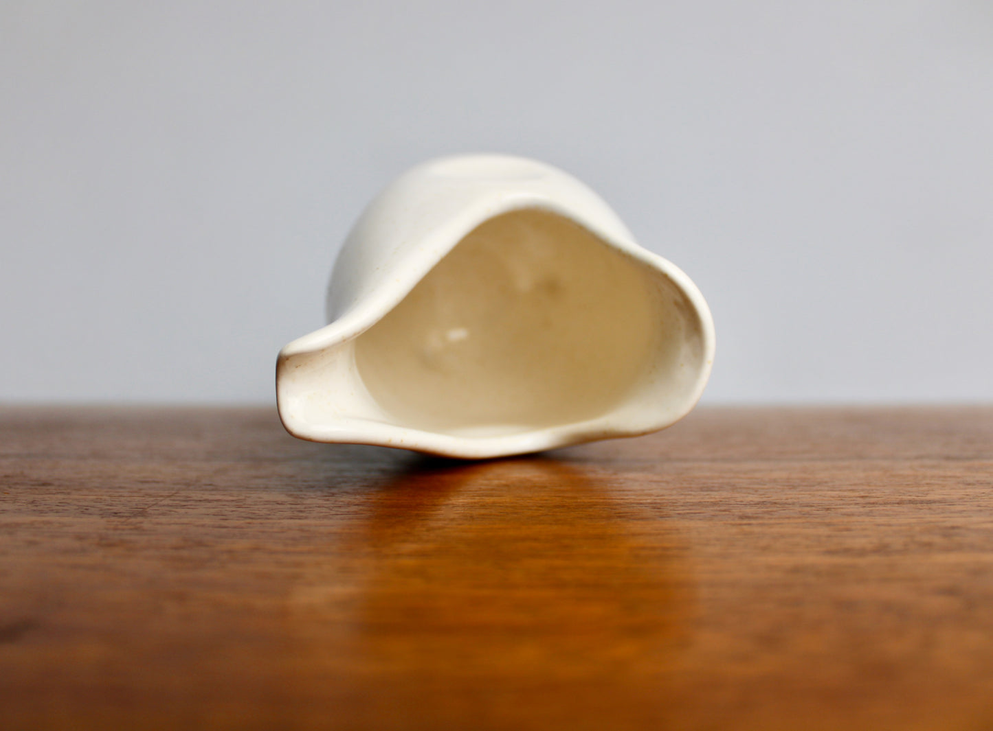 Southwind Freeform Creamer by Salem China Company - Vintage Design by Viktor Schreckengost - 20th Century Modern American Design