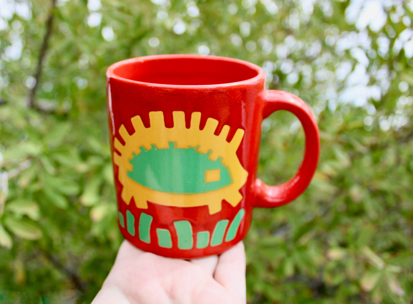 Waechtersbach Cherry-Red Hedgehog Mug - Delightful Green & Red Mug, Crafted in West Germany for Wächterbach Keramik