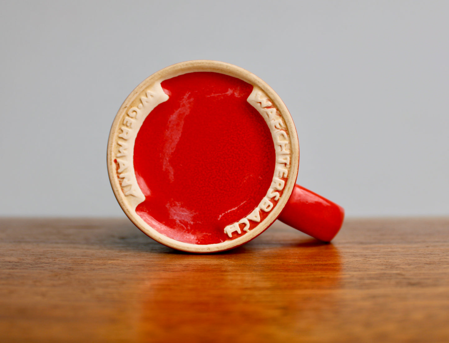 Waechtersbach Cherry-Red Hedgehog Mug - Delightful Green & Red Mug, Crafted in West Germany for Wächterbach Keramik